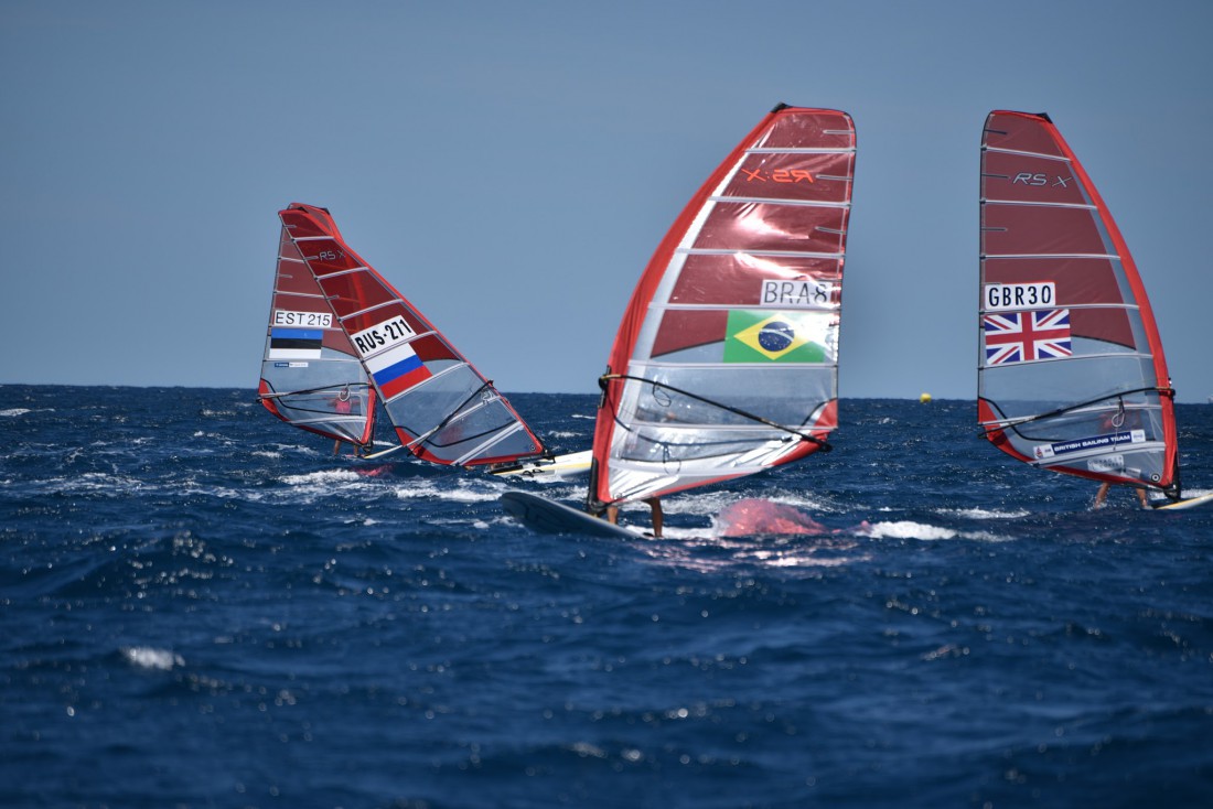 На дистанции