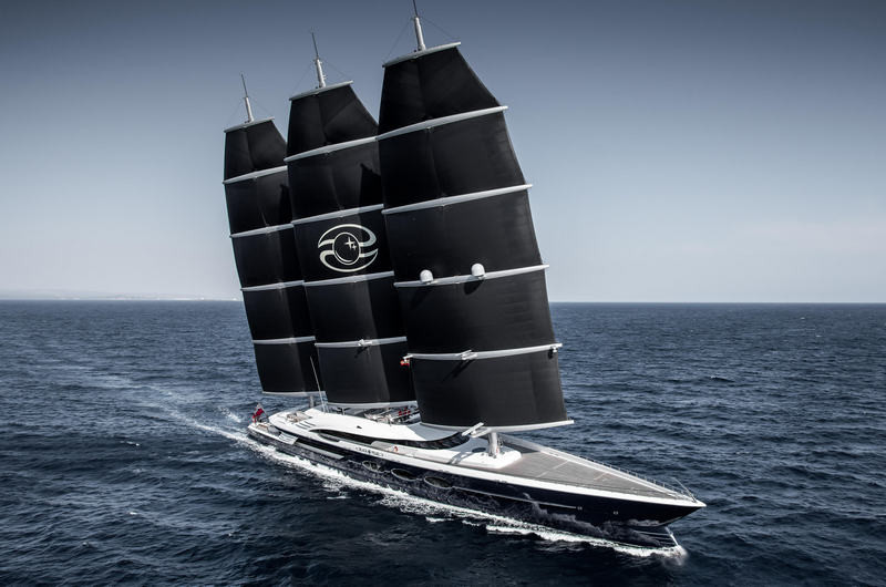 Суперъяхта Black Pearl