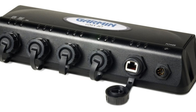 Garmin GMS 10 - пример морского коммутатора для навигационной сети