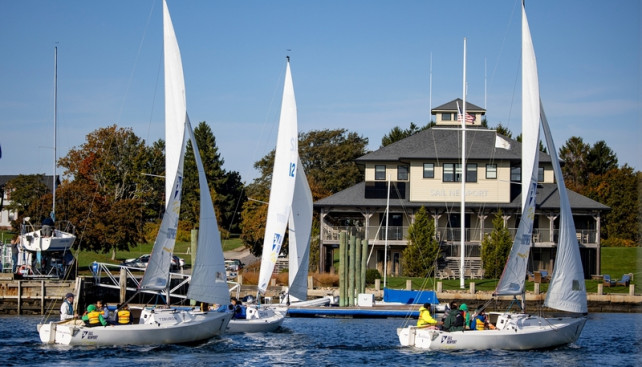 Клуб Sail Newport (фото - Onne van der Wal)