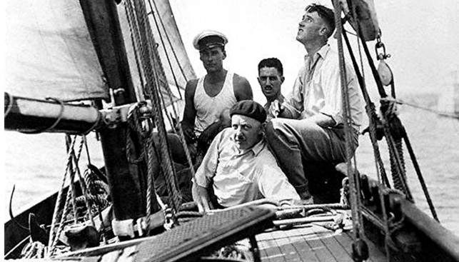 Экипаж Sirocco у берегов Австралии