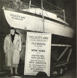 Две героини – яхта и ее капитан - нью-йоркского бот-шоу 1954 года