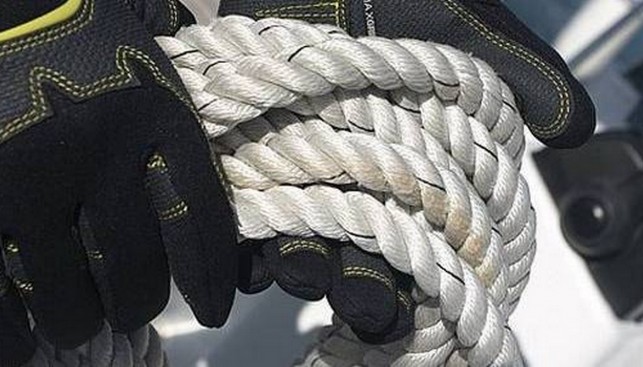 Перчатки для яхтсмена прежде всего -надежная защита для рук